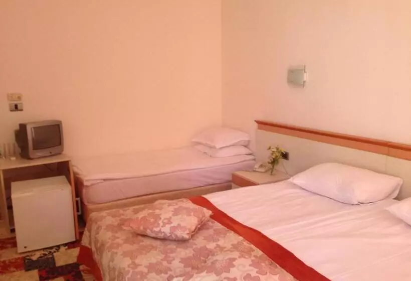 호텔 Koral Parking