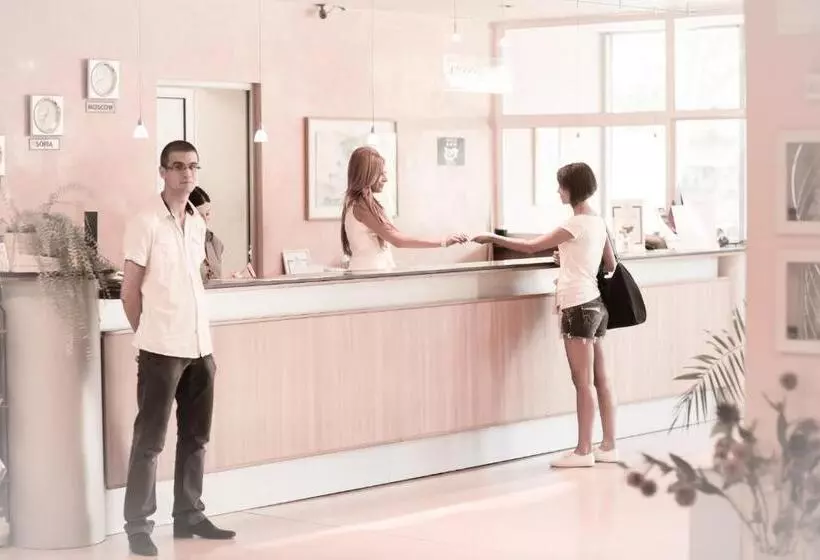 호텔 Koral Parking