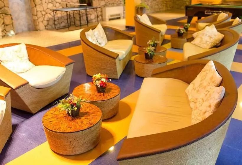 호텔 Koral Parking