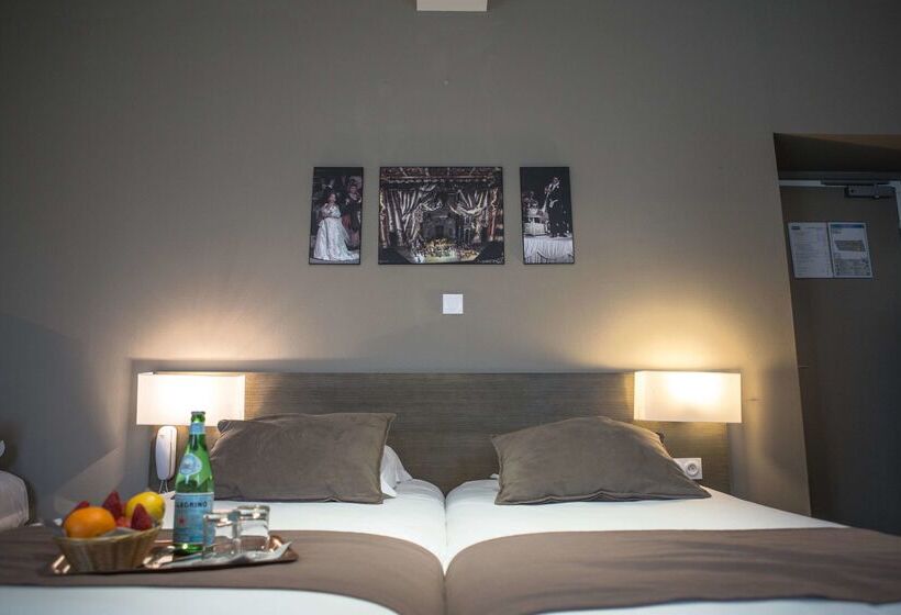 Kyriad Orange Centre Ville 3 Stars   Hotel Restaurant   La Galerie D Art Des Princes   Provence Alpe