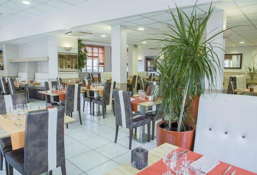 Kyriad Orange Centre Ville 3 Stars   Hotel Restaurant   La Galerie D Art Des Princes   Provence Alpe