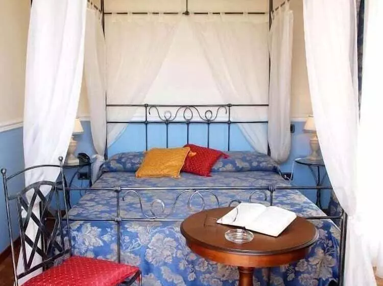 호텔 Petit Chateau