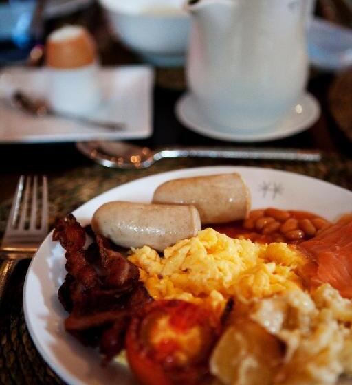 هتل Twinpalms Surin Phuket Resort