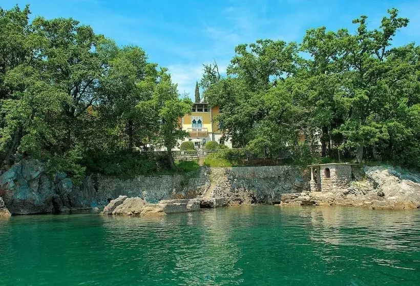 Отель Villa Astra