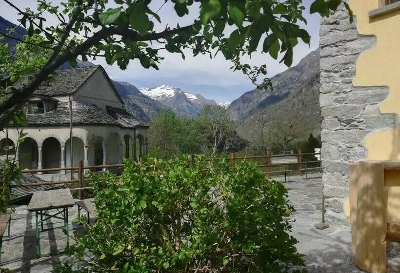 ユースホステル Rifugio Monte Zeus