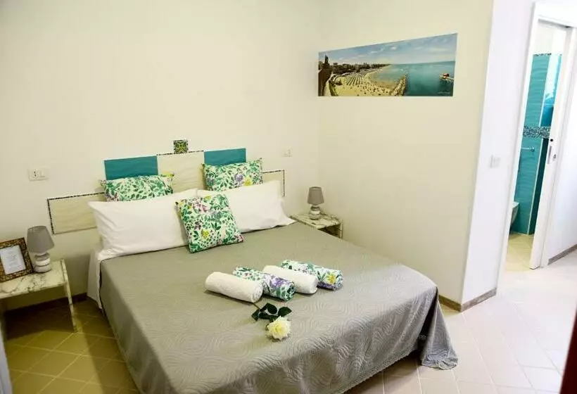 تختخواب و صبحانه Armonia Rooms
