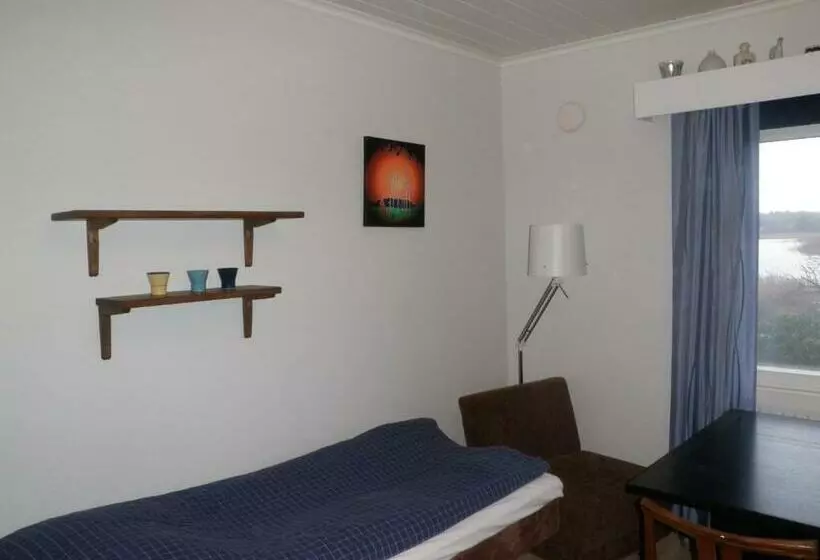 ベッドアンドブレックファースト Ceracon Inn