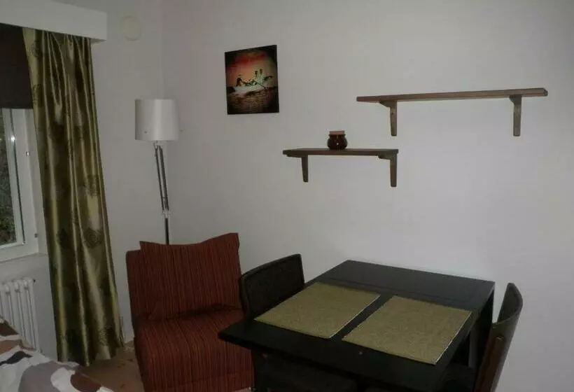 ベッドアンドブレックファースト Ceracon Inn