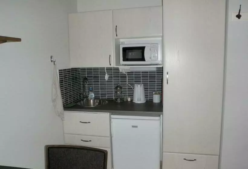 ベッドアンドブレックファースト Ceracon Inn