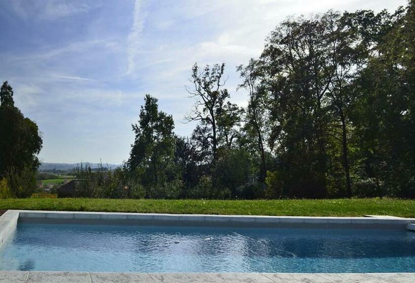 민박 Château De Buffavent