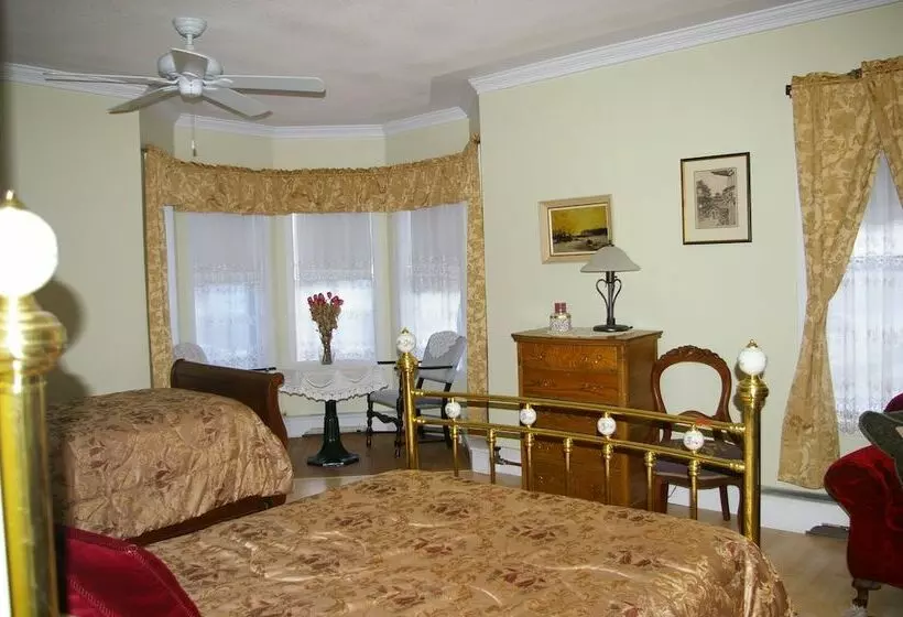 Aamiaismajoitus (B&B) Country Encounters Accommodations