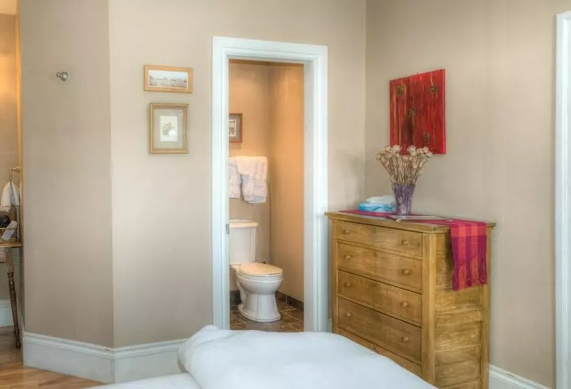 Aamiaismajoitus (B&B) Country Encounters Accommodations