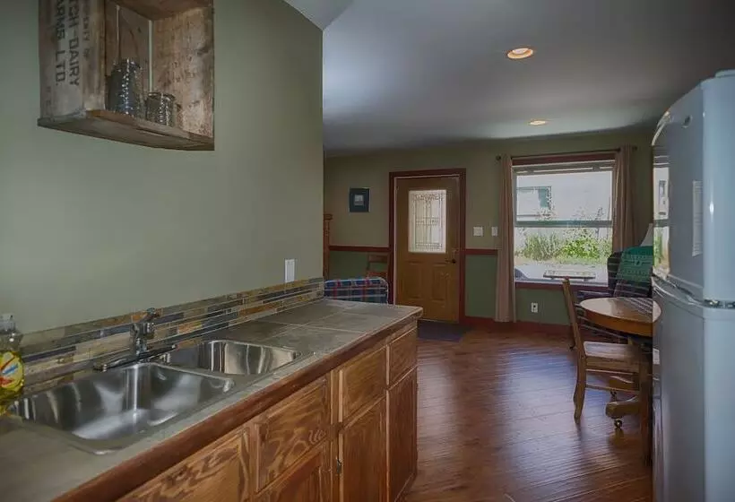 Aamiaismajoitus (B&B) Country Encounters Accommodations