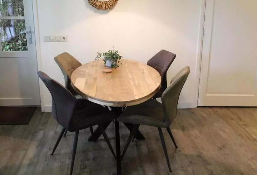 Aamiaismajoitus (B&B) Erve Praestinck