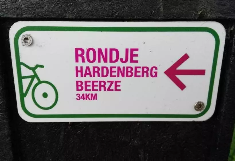 Aamiaismajoitus (B&B) Erve Praestinck