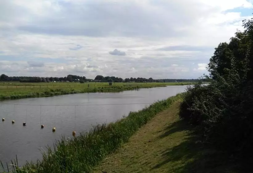 Aamiaismajoitus (B&B) Erve Praestinck