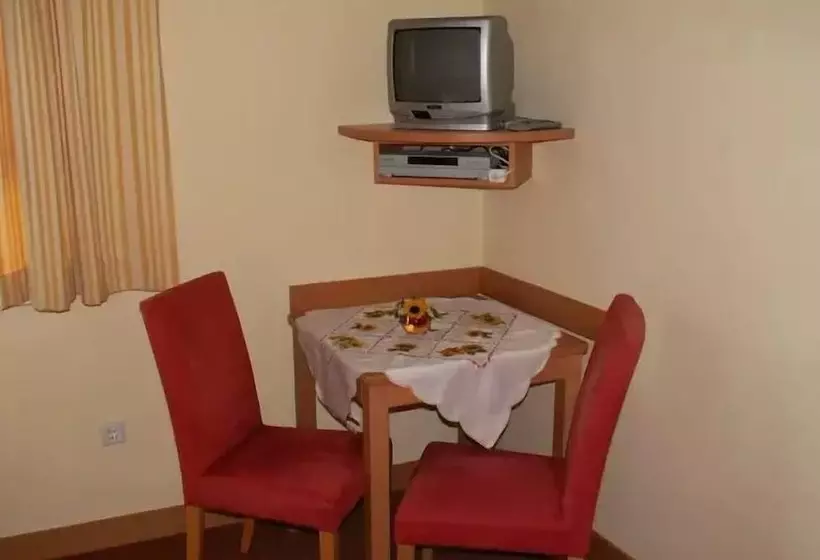 ベッドアンドブレックファースト Gästehaus Familie Grudl