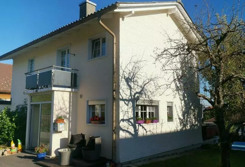 Aamiaismajoitus (B&B) Jurastei 16