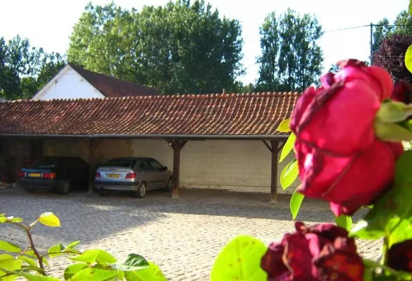 Aamiaismajoitus (B&B) Le Moulin De Fillièvres