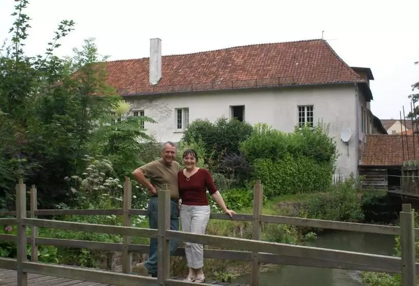 Aamiaismajoitus (B&B) Le Moulin De Fillièvres