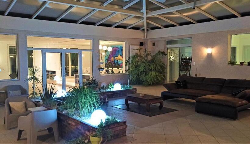 Bed and Breakfast Maison La Grande Serre