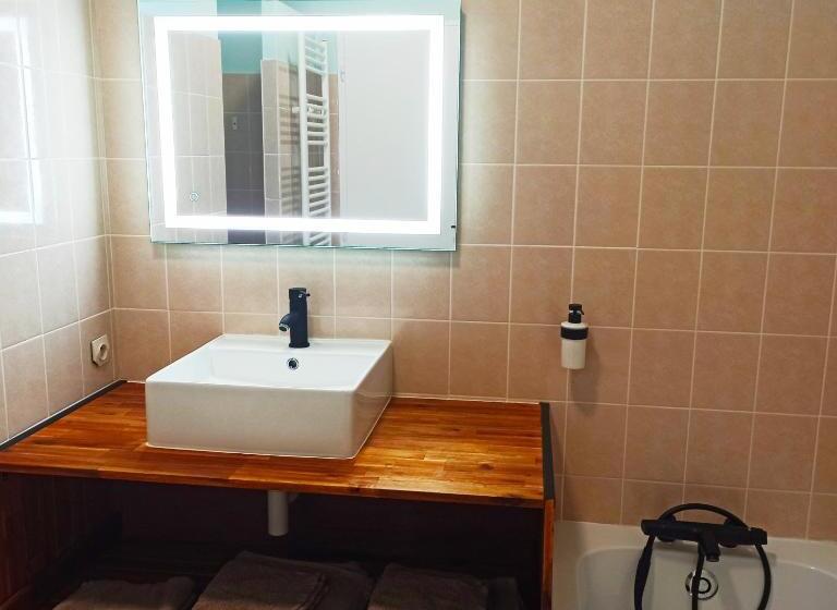 Bed and Breakfast Maison La Grande Serre