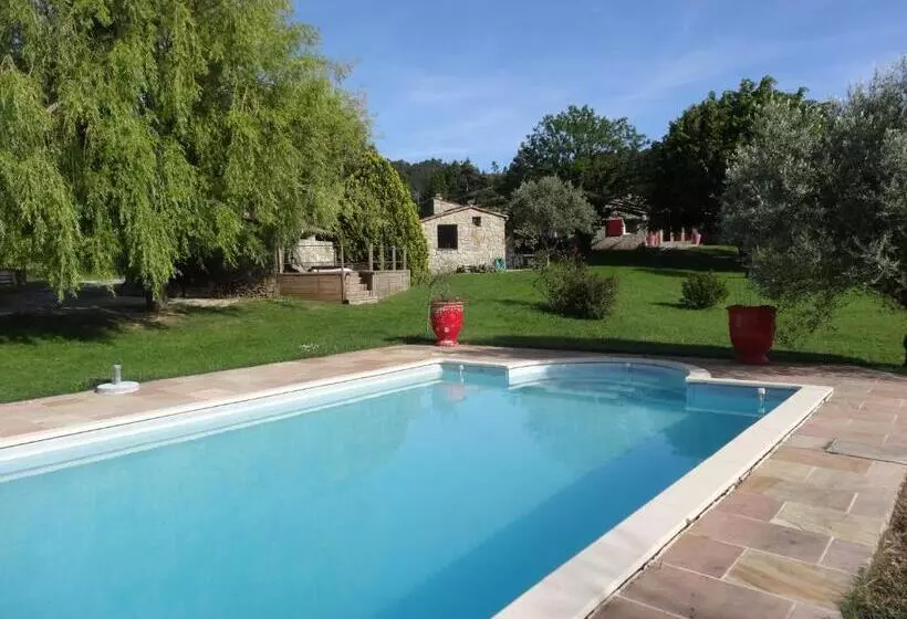 Aamiaismajoitus (B&B) Mas De Bouilhac