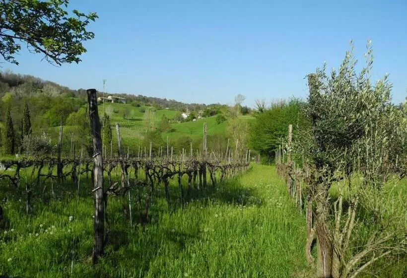 Hotelli Agriturismo Cornolere