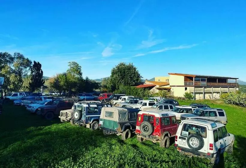 هتل Agriturismo Sa Pigalva