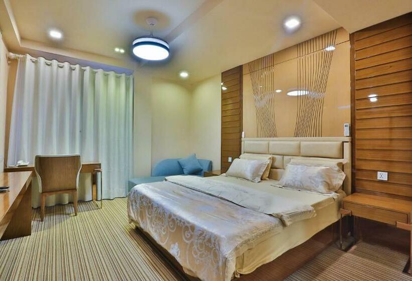 هتل Fun Residency By Antra Group