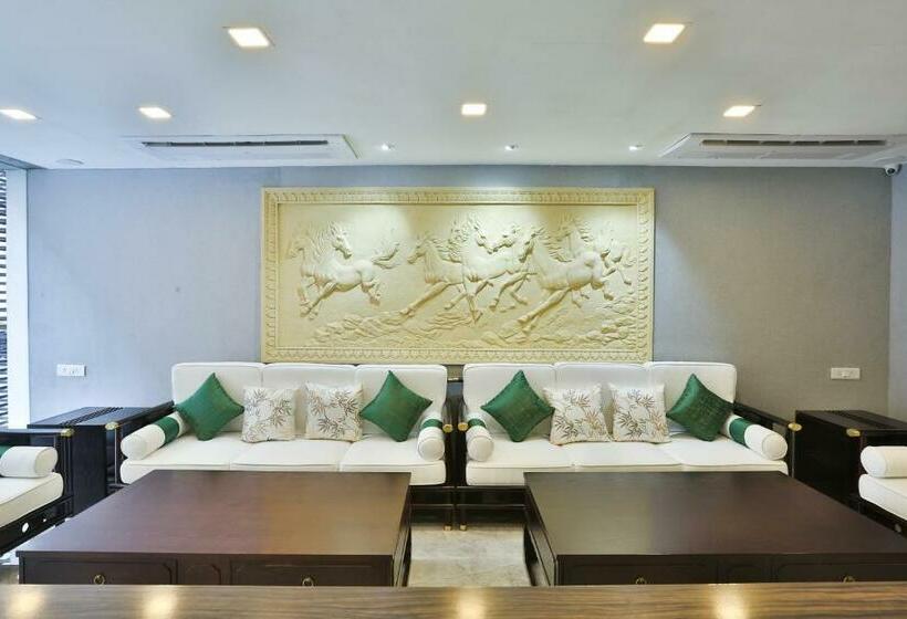 هتل Fun Residency By Antra Group