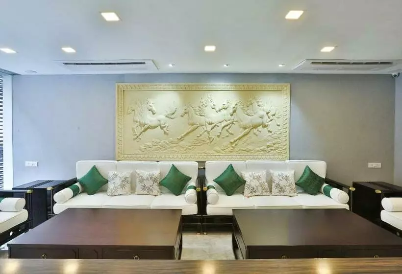 هتل Fun Residency By Antra Group
