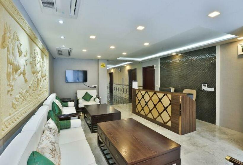 هتل Fun Residency By Antra Group