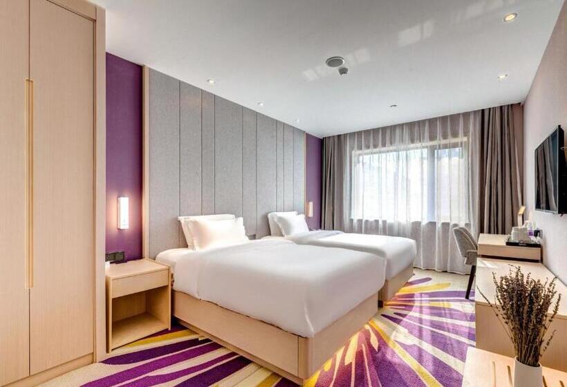Lavande Hotel Tianjin Joy City Gulou Subway Station