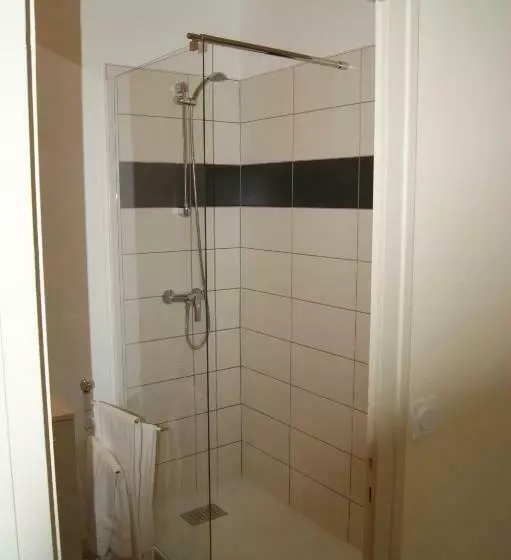 Hotelli Le Lurton
