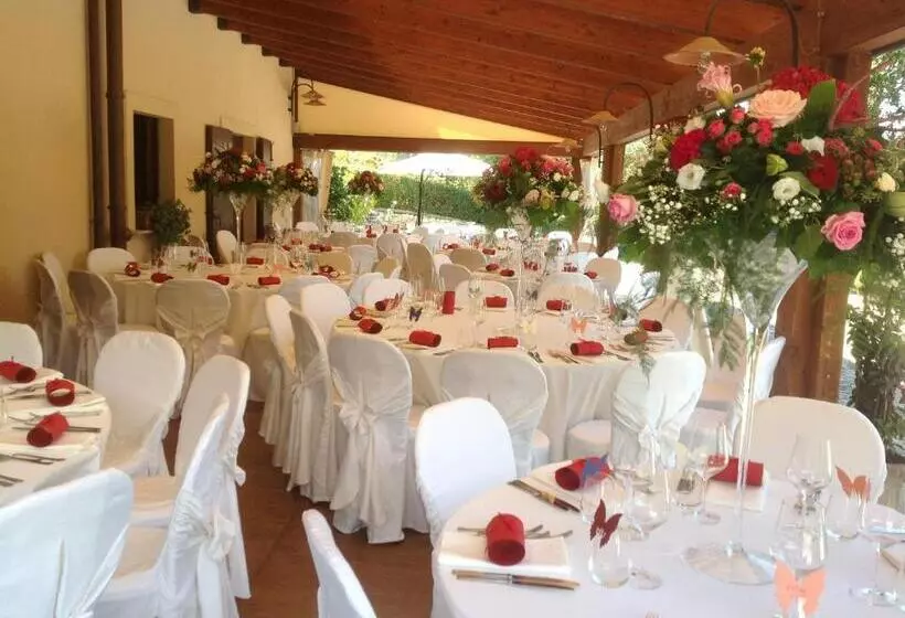 Hotelli Locanda Cacio Re