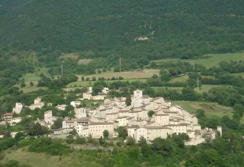 Hotelli Locanda Cacio Re