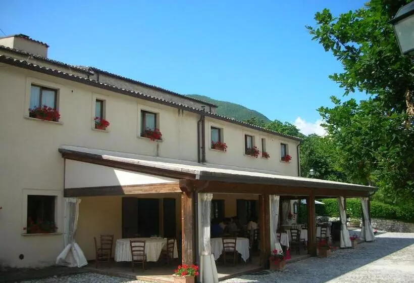 Hotelli Locanda Cacio Re