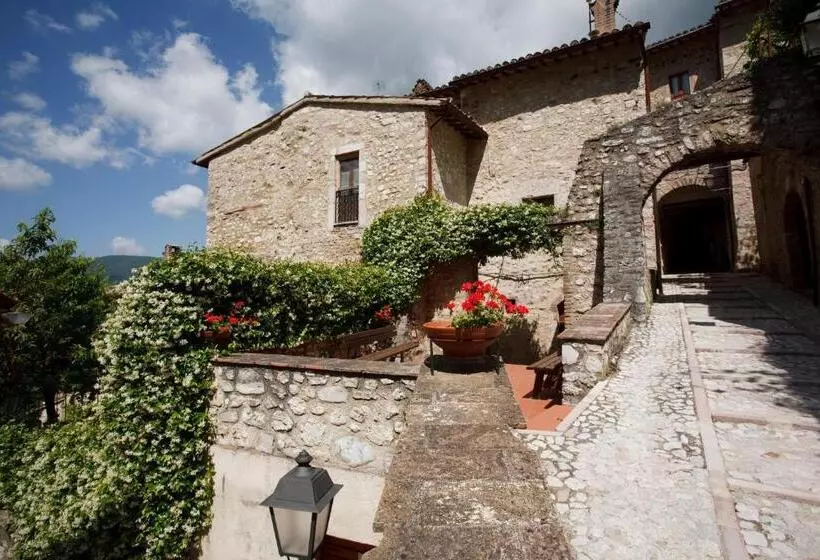 Hotelli Locanda Cacio Re