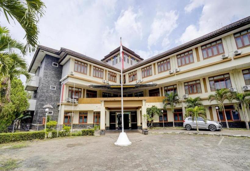 Szálloda Bumi Kitri