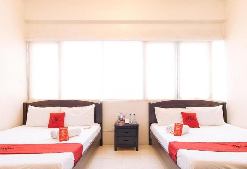 호텔 Reddoorz Plus @ E Rodriguez Corner Banawe