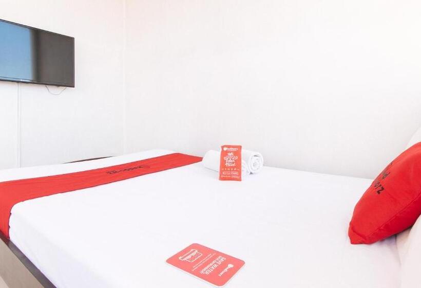 호텔 Reddoorz Plus @ E Rodriguez Corner Banawe