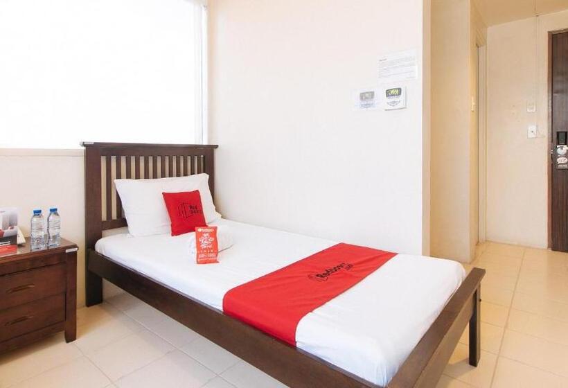 호텔 Reddoorz Plus @ E Rodriguez Corner Banawe