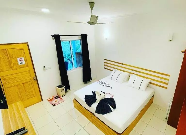 Hotel Sunny Beach Thoddoo