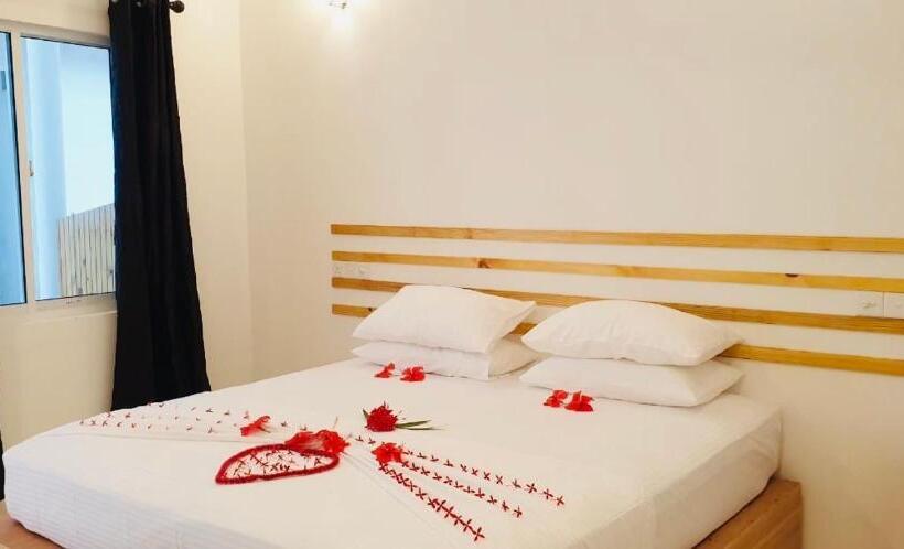 Hotel Sunny Beach Thoddoo