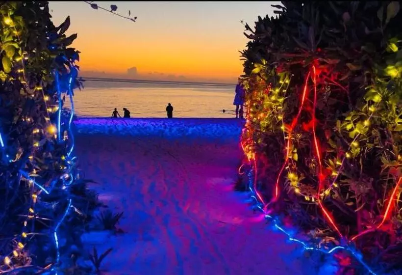 Hotel Sunny Beach Thoddoo