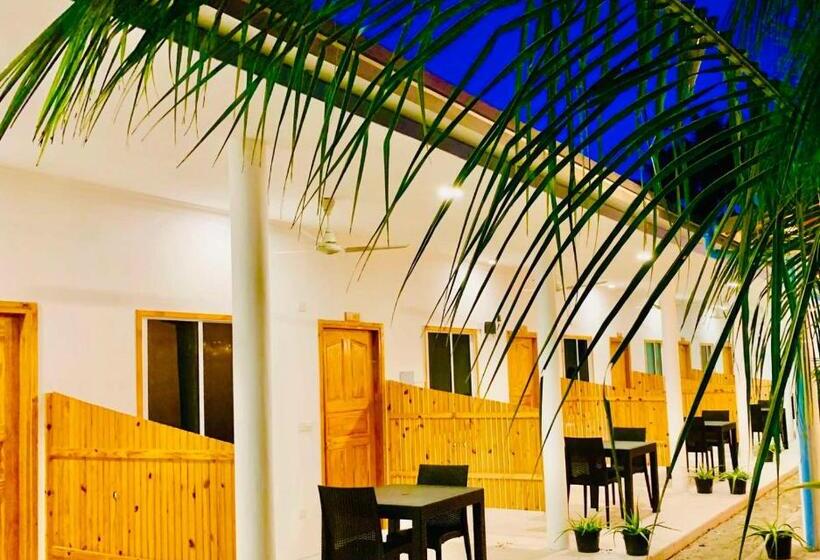 Hotel Sunny Beach Thoddoo