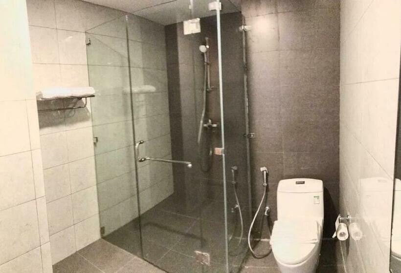 Отель Vasaka Makassar Managed By Dafam