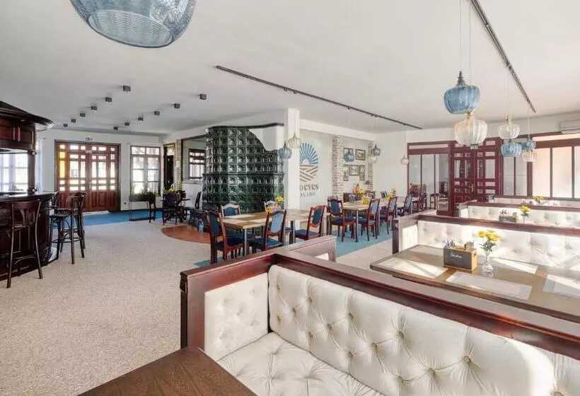 Majatalo 100 éves Fogadó