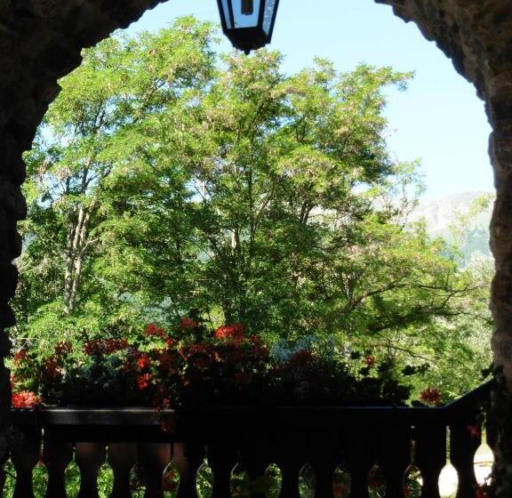 Пансион La Maison Du Bon Megnadzo